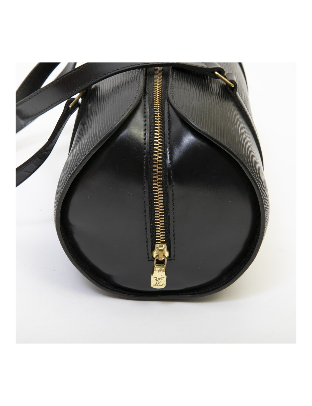 LOUIS VUITTON butterfly bag in black epi leather