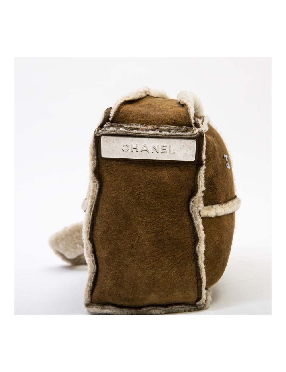 Sac CHANEL en peau retournée camel
