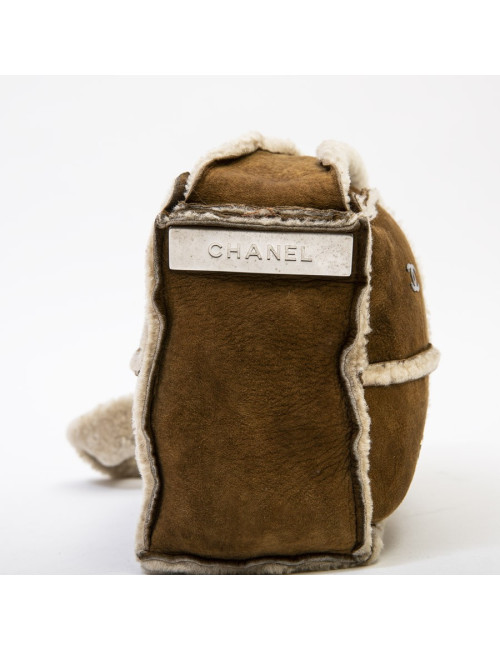 Sac CHANEL en peau retournée camel