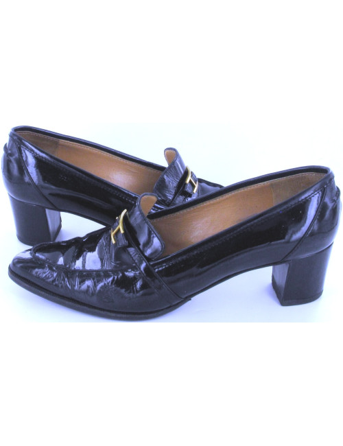 Escarpins HERMES façon mocassins vernis noir T 36.5