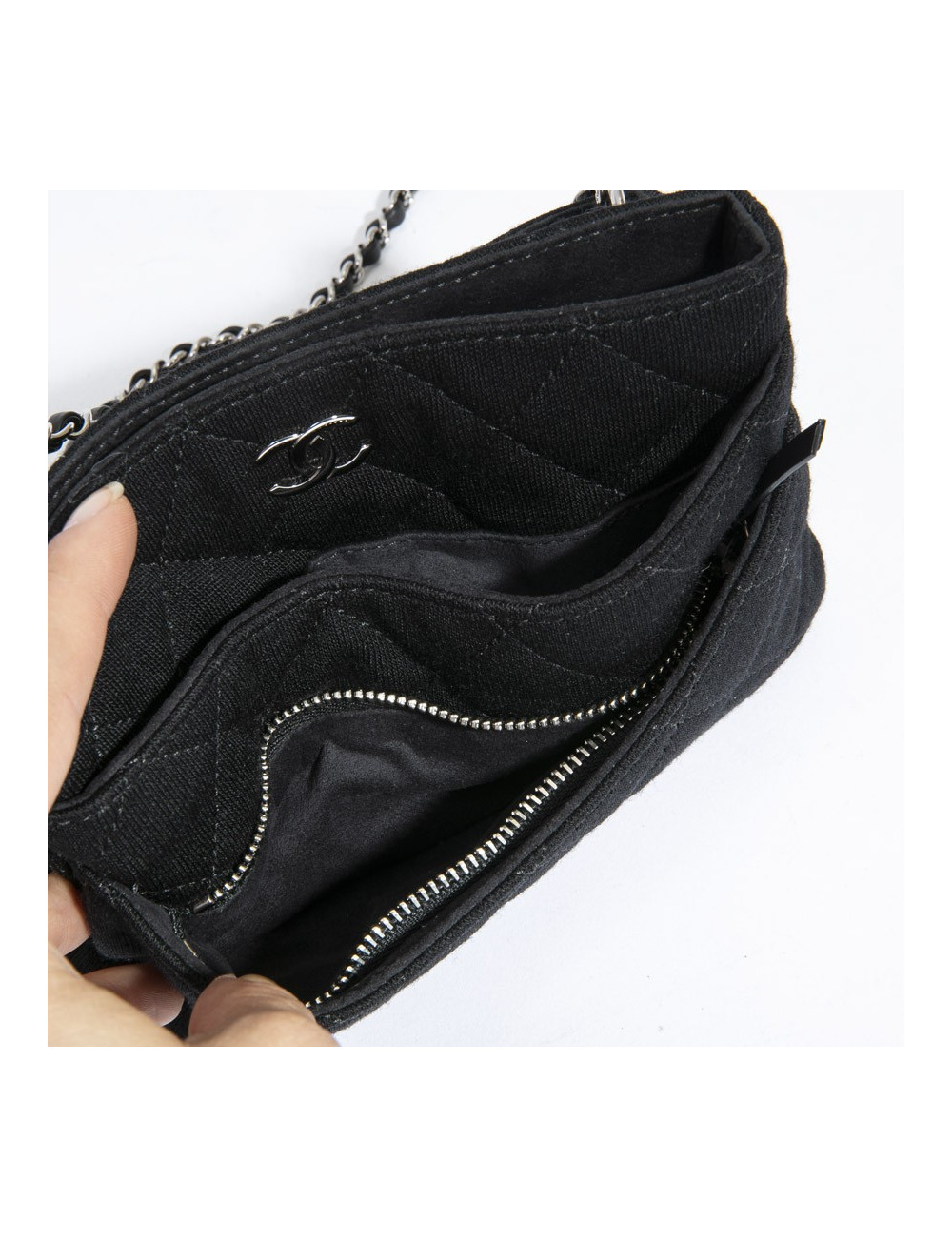 Pochette CHANEL avec chaine 