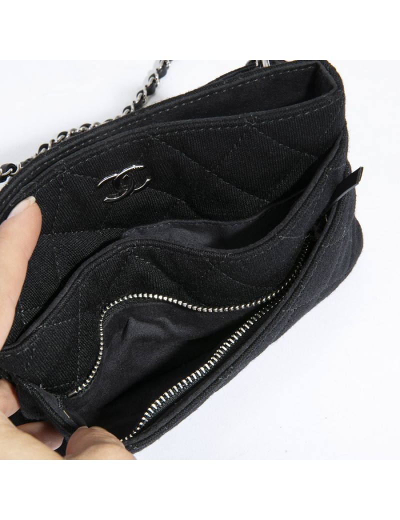 Pochette CHANEL jersey chaine argent
