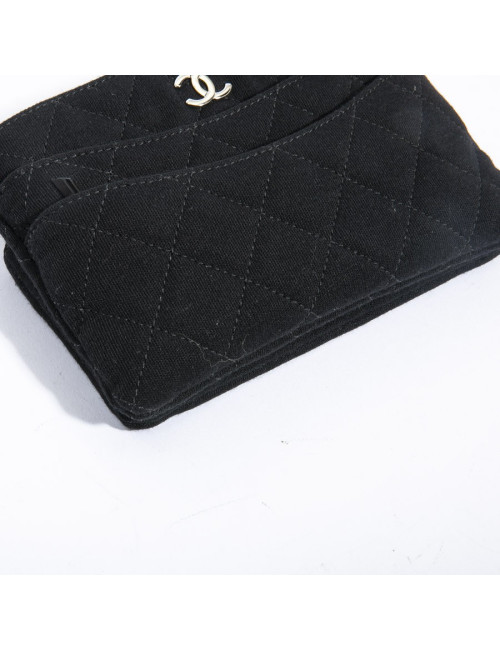 Pochette CHANEL avec chaine 