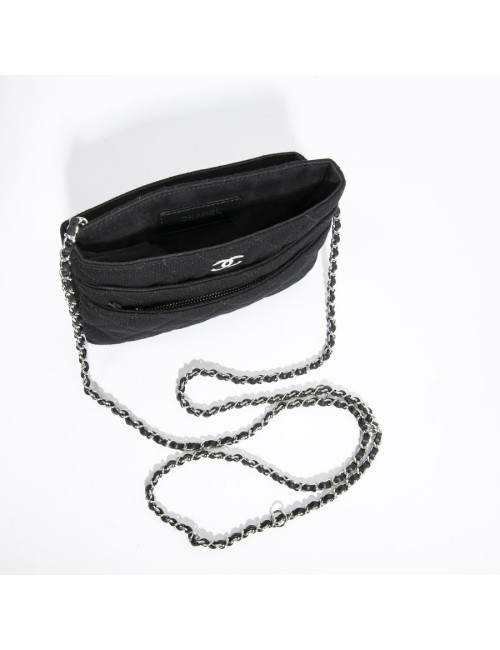 Pochette CHANEL avec chaine 