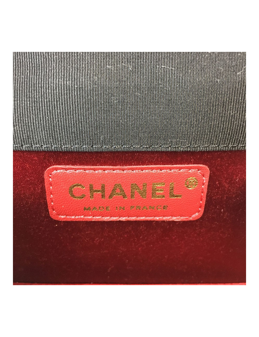 Mini Sac 255 CHANEL en satin noir