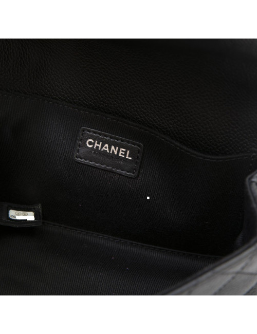 Banane CHANEL cuir grainé noir