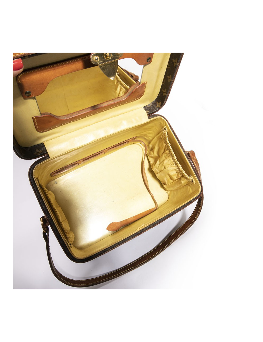 Vanity case LOUIS VUITTON toile monogram Vintage