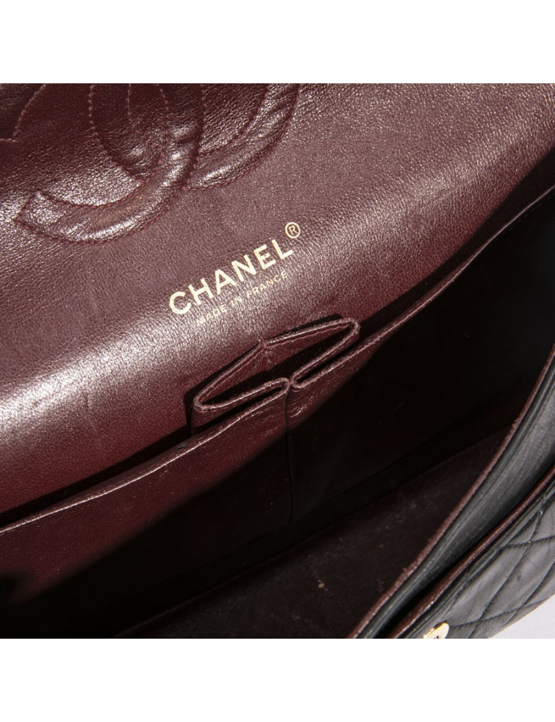 CHANEL Timeless bag in black quilted leather