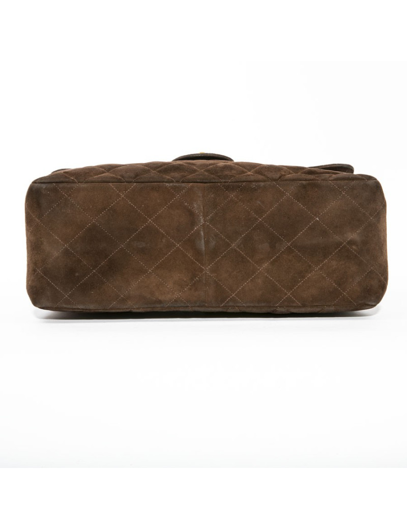 Sac jumbo CHANEL timeless matelassé en daim marron