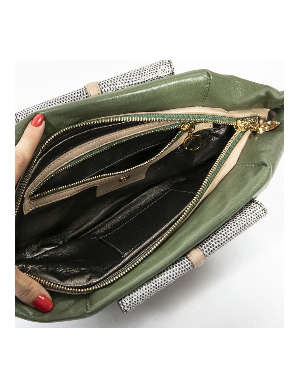 Francesca Castagnacci green leather and genuine lezard clutch 