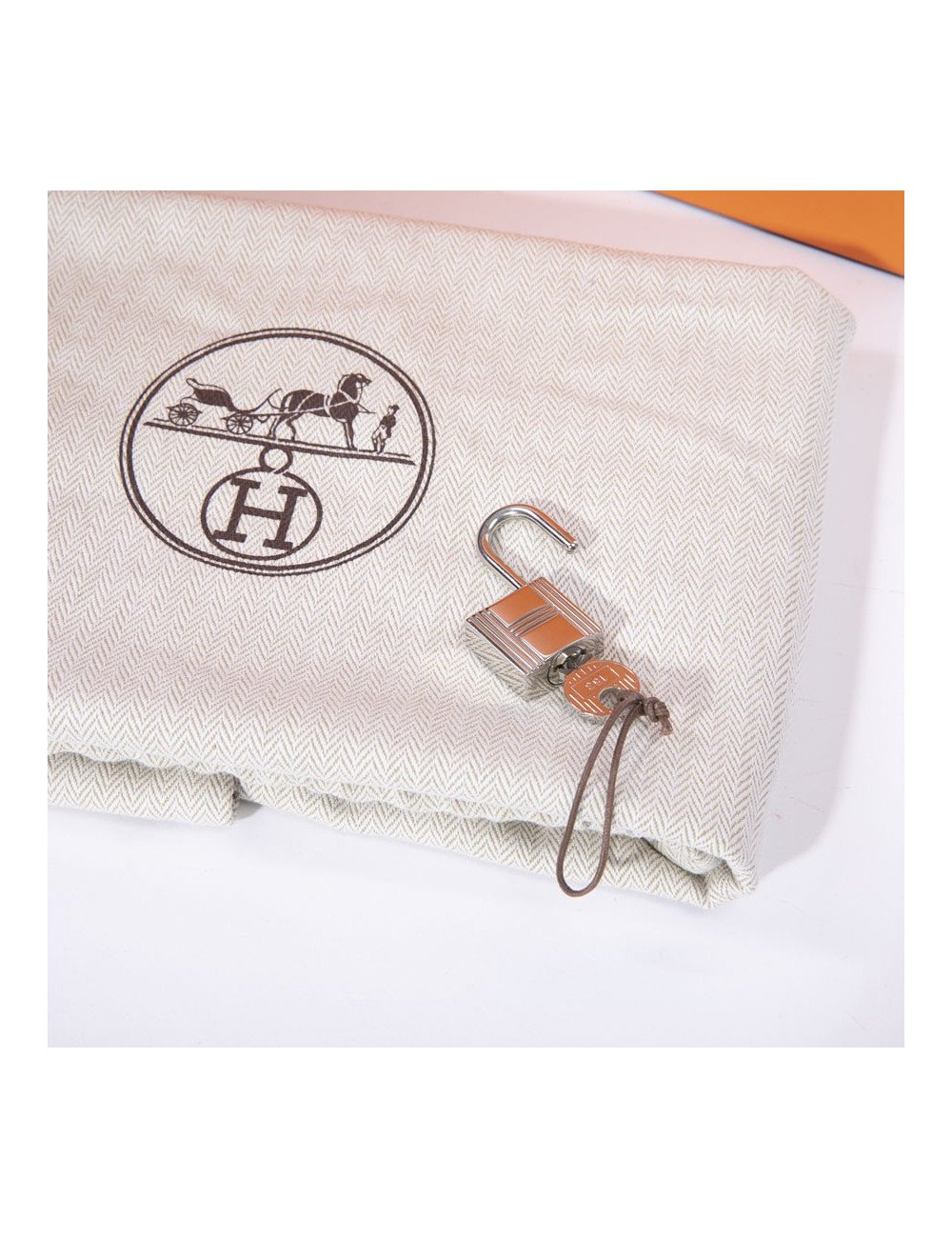 Sac Picotin HERMES cuir taurillon clémence bicolore rouge H et rouge casaque