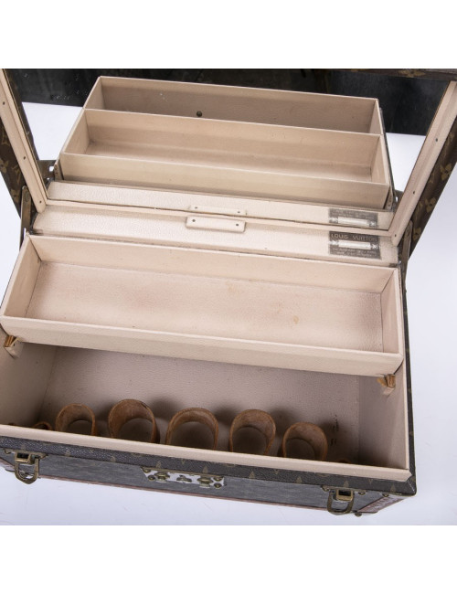 Boite  LOUIS VUITTON vintage monogram