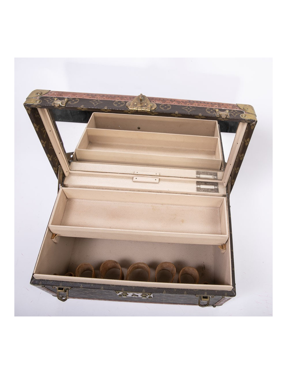 Vanity case LOUIS VUITTON vintage Monogram voyage