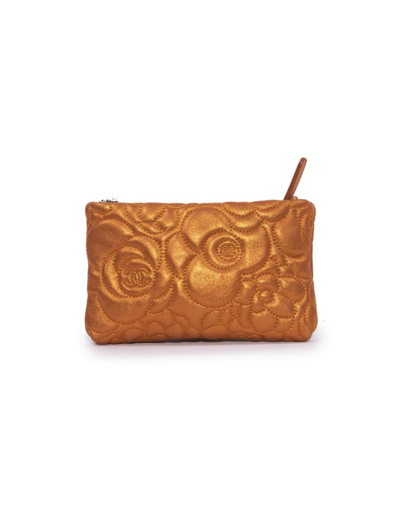 CHANEL clutch in orange velvet iridescent leather