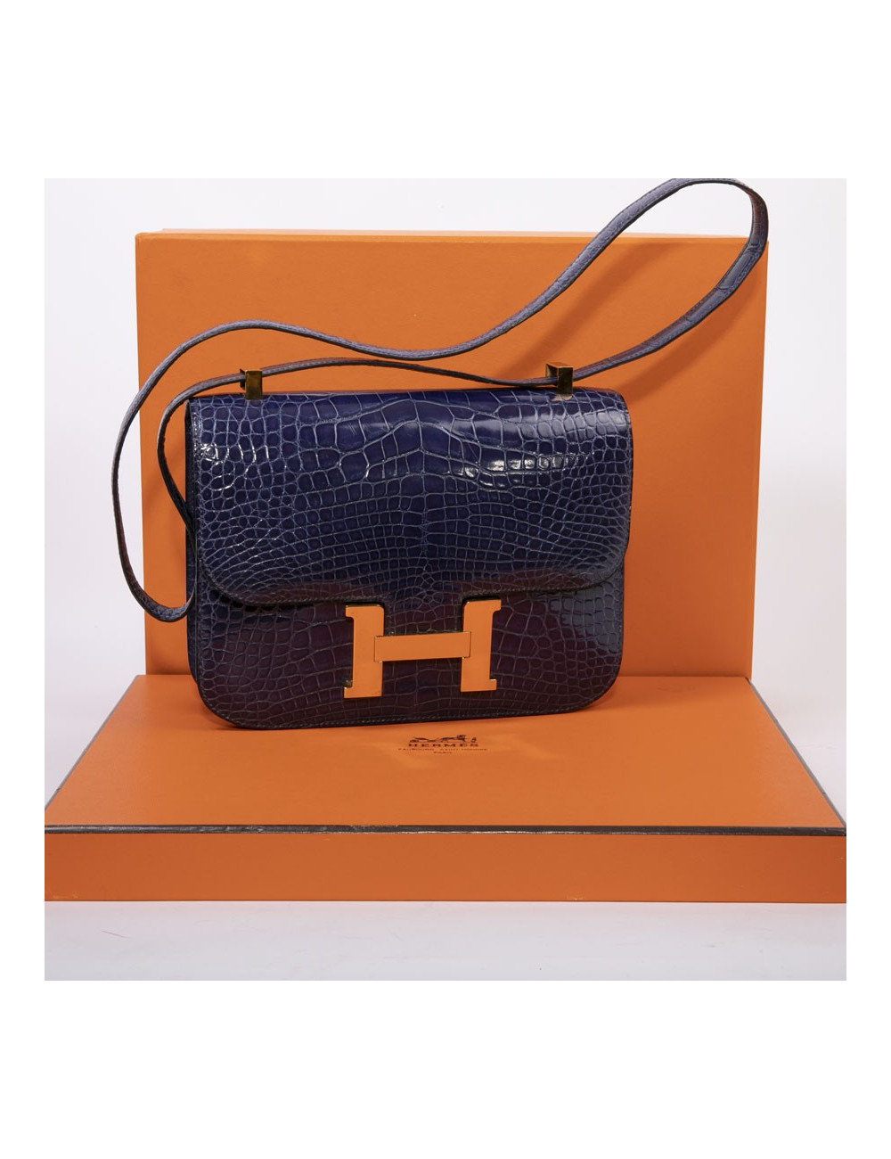 Sac Constance HERMES en crocodile du Nil violet