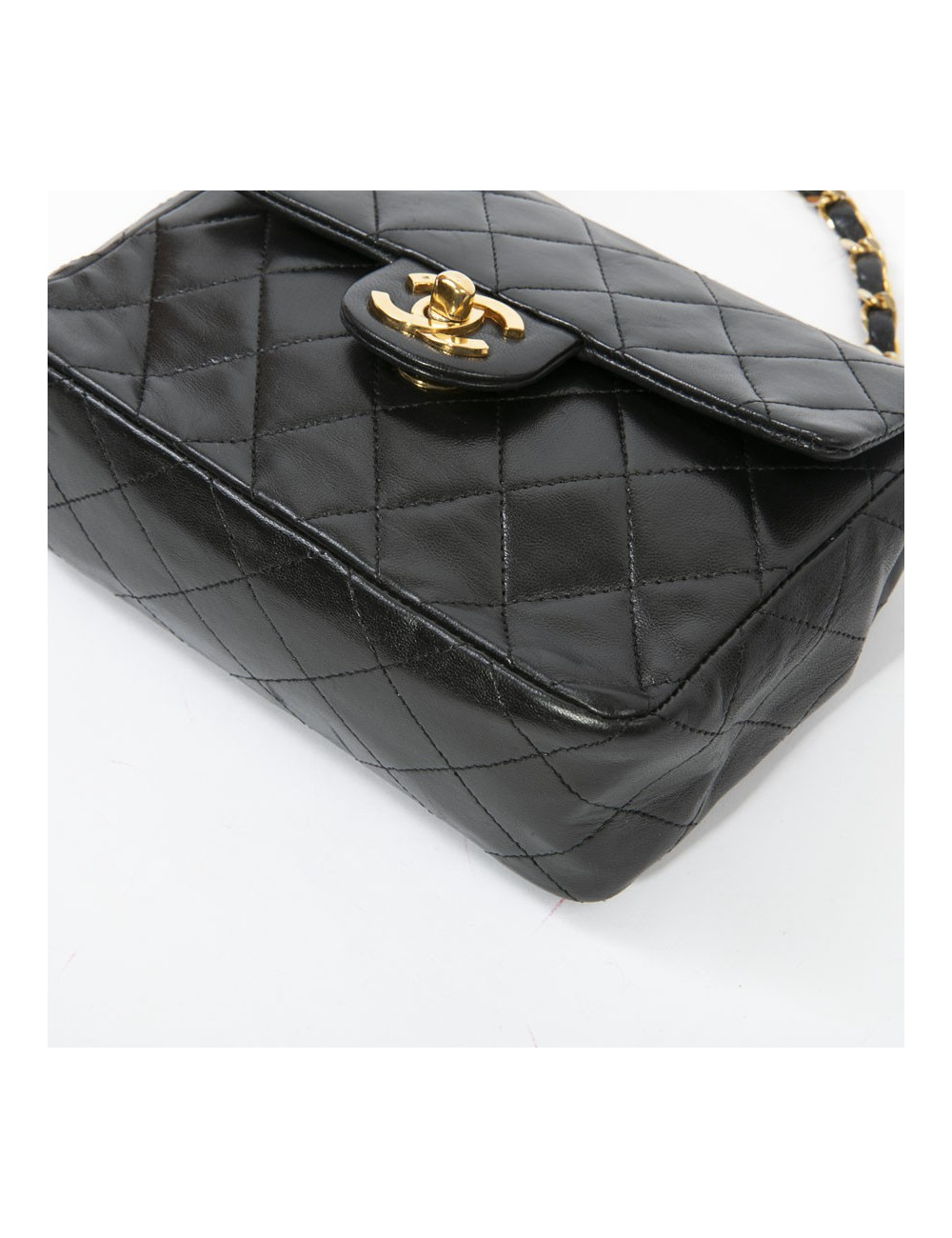 Sac CHANEL cuir d'agneau matelassé noir Vintage