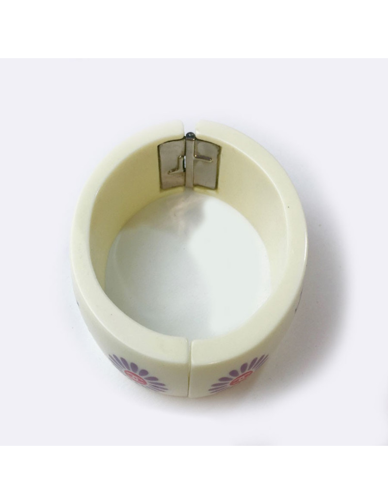 Manchette CHANEL plexiglass ivoire