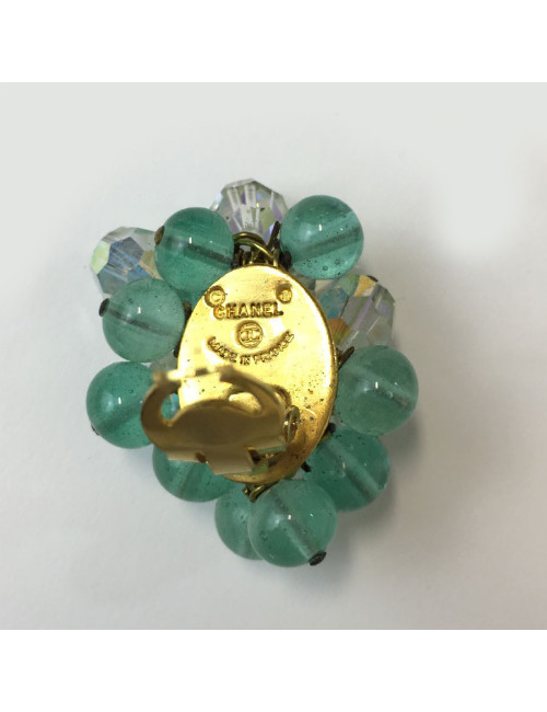 Boucles d'oreille CHANEL vintage perles pâte de verre vert d'eau