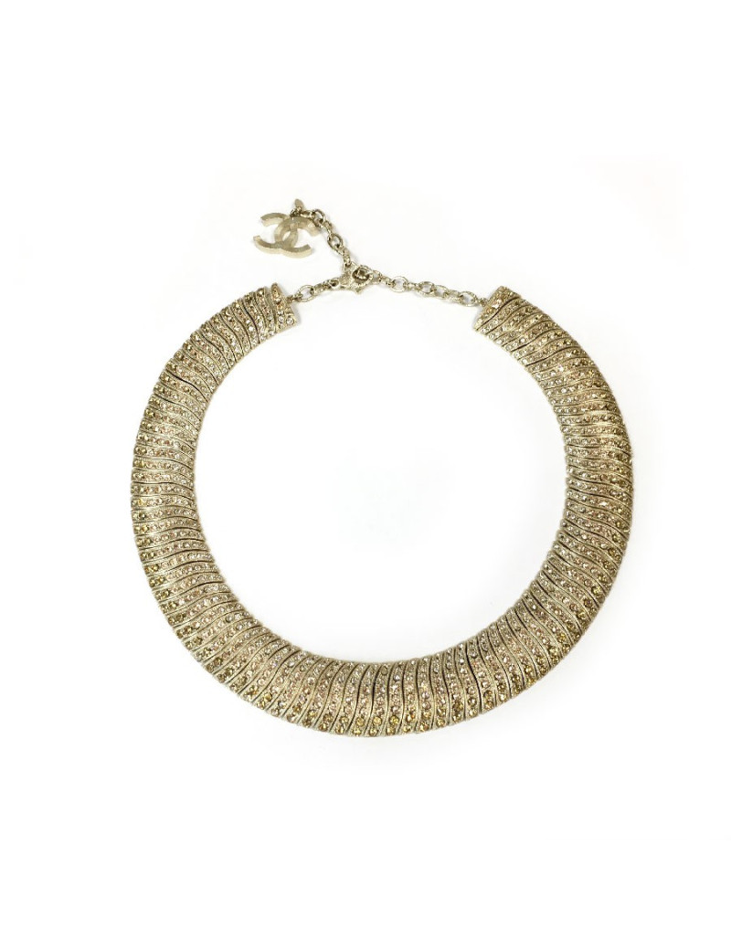 Collier CHANEL ras de cou doré et strass 