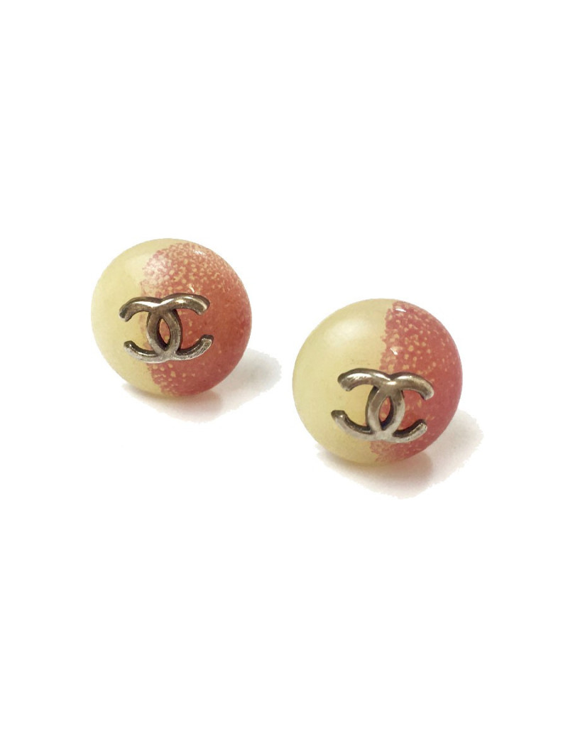 Boucles d'oreille clous CHANEL bicolores rose et beige