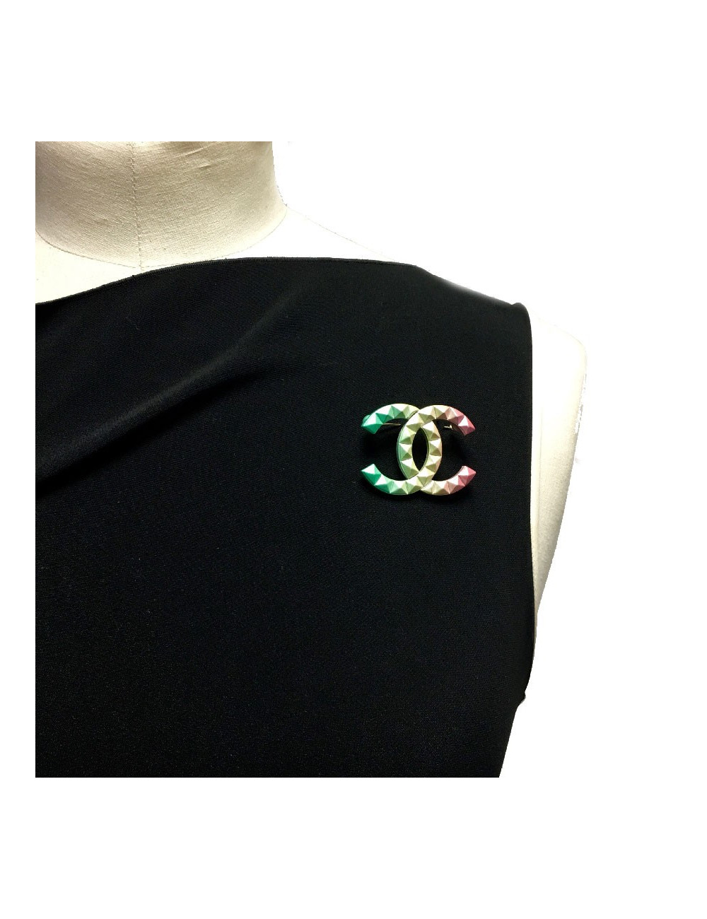 Broche CHANEL "CC" pointes de diamant tricolores