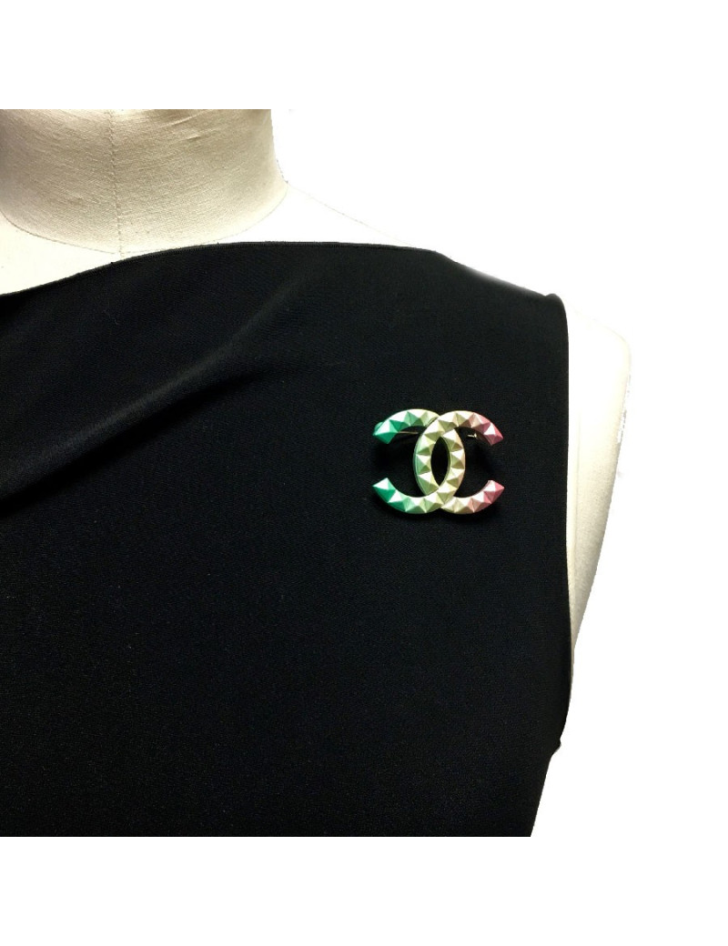 Broche CHANEL "CC" pointes de diamant tricolores