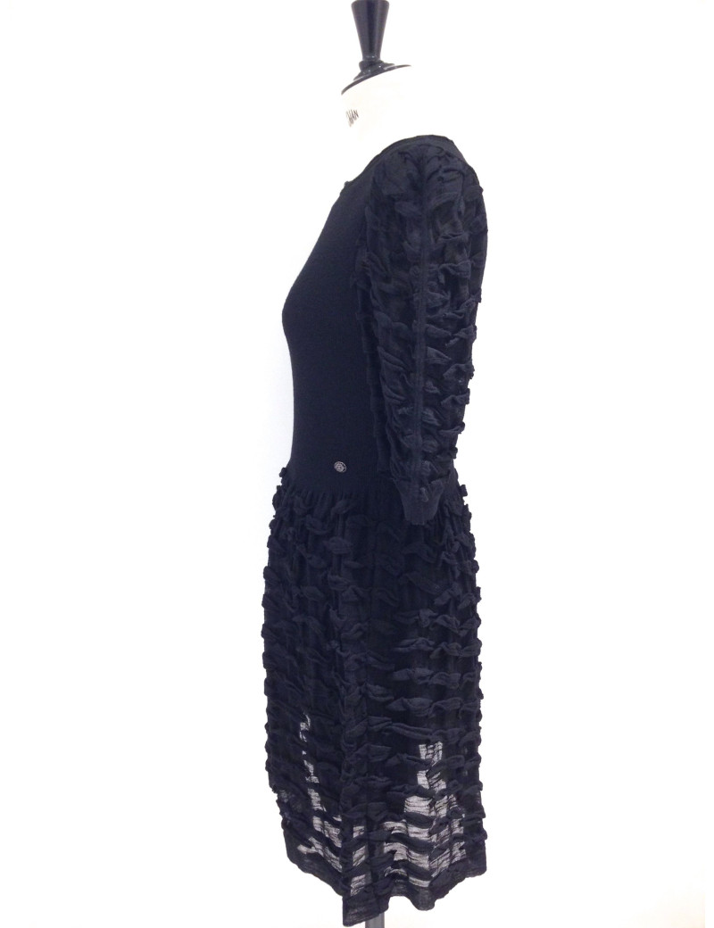 Robe CHANEL noire T 42