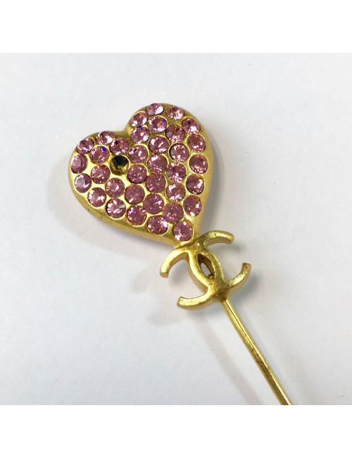 Epingle CHANEL coeur  rose avec brillants rose