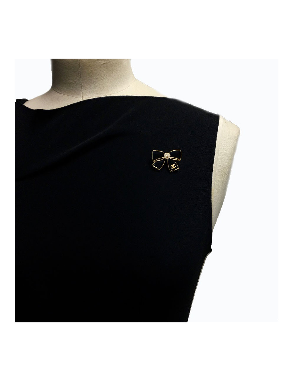 Pin's CHANEL noeud noir émaillé