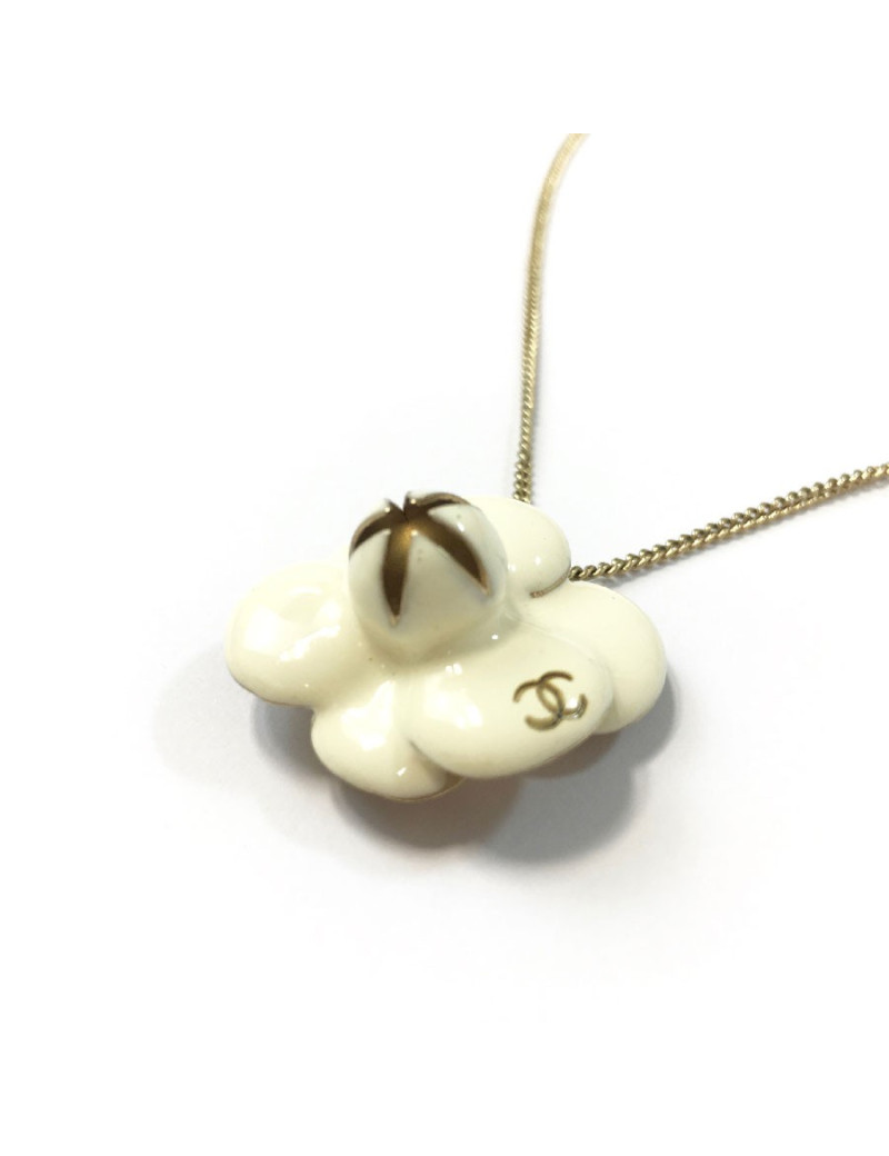 Collier CHANEL camélia émaillé beige