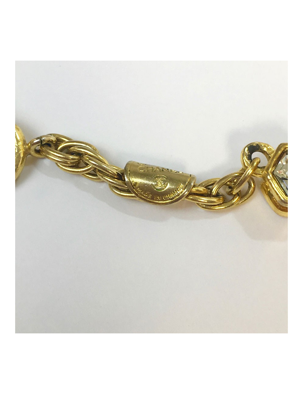 CHANEL vintage chain necklace in gilt metal