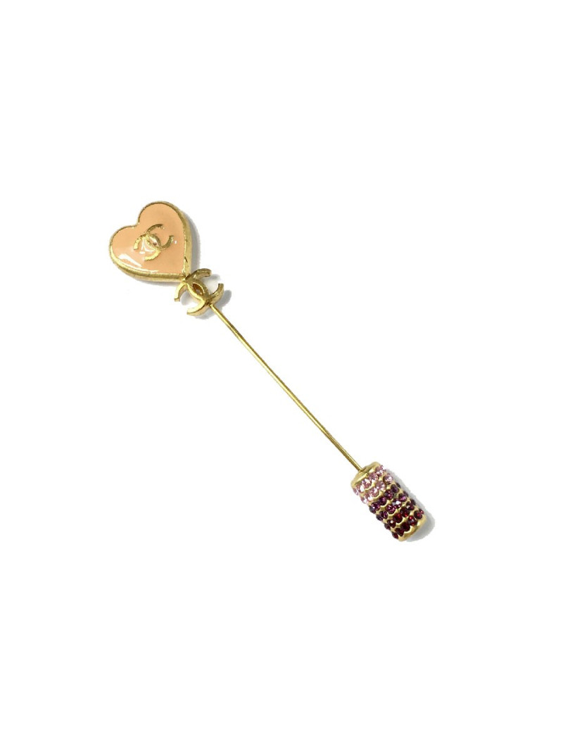 Epingle CHANEL coeurémaillé corail 