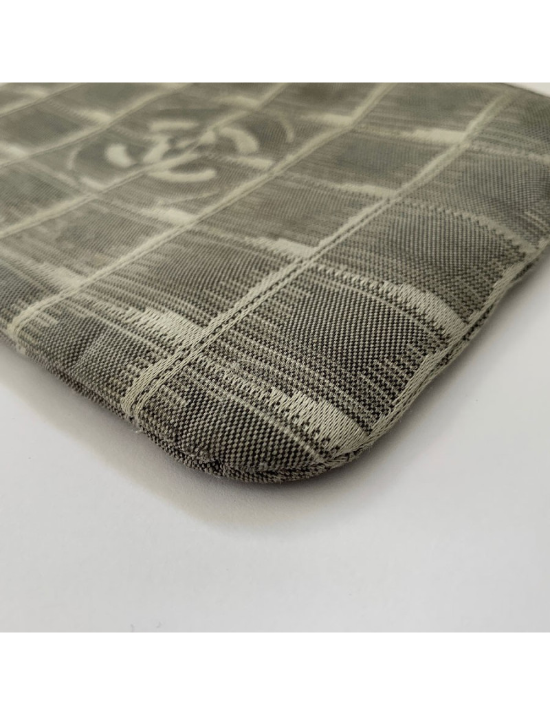 Pochette CHANEL toile monogram grise