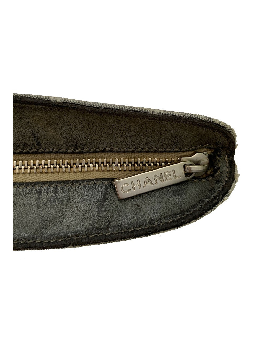 Pochette CHANEL toile monogram grise