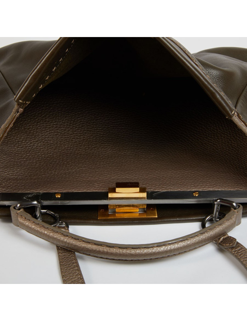 Sac FENDI peekaboo cuir grainé bicolore kaki et marron irisé