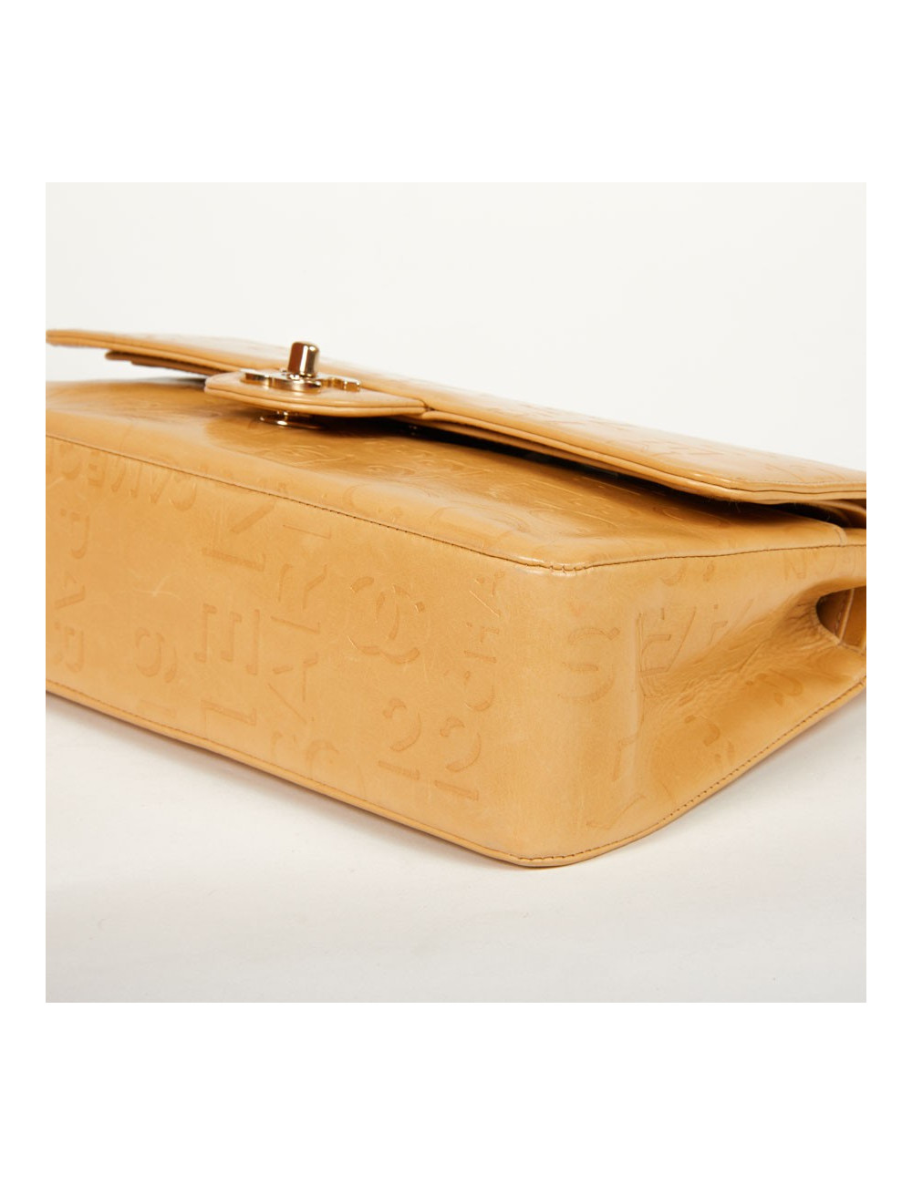 Sac CHANEL cuir d'agneau siglé "CHANEL" "CC"