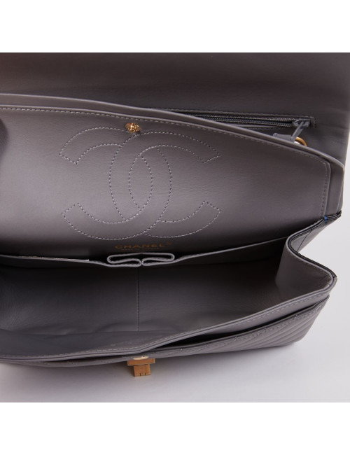 Sac CHANEL 2.55 chevron cuir tricolore bleu gris noir