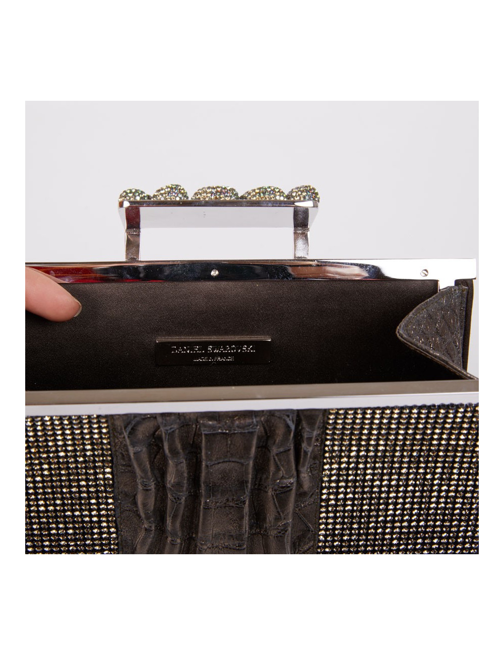 Pochette DANIEL SWAROVSKI en crocodile et cristal mesh