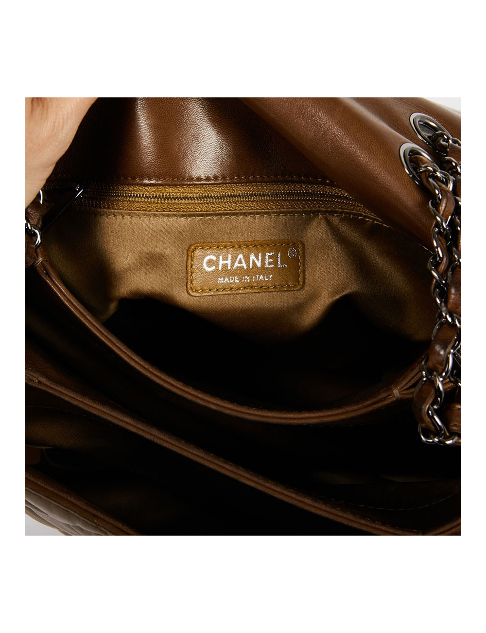 Sac CHANEL cuir d'agneau marron souple matelassé
