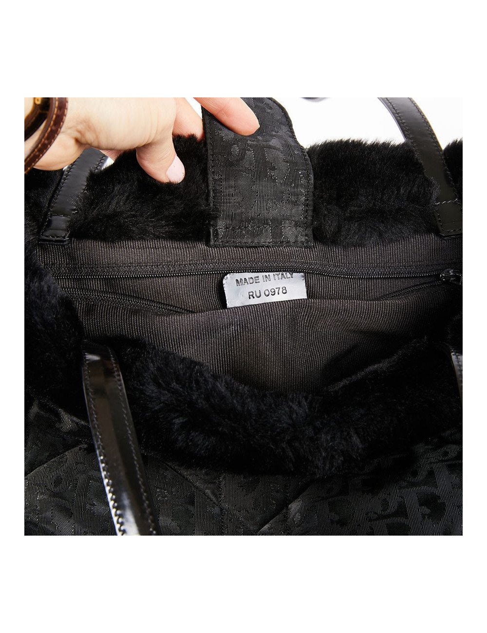 Sac toile mongram CHRSTIAN DIOR et fausse fourrure noire