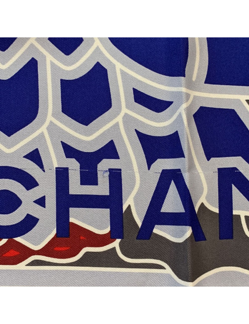Foulard CHANEL tête de lion