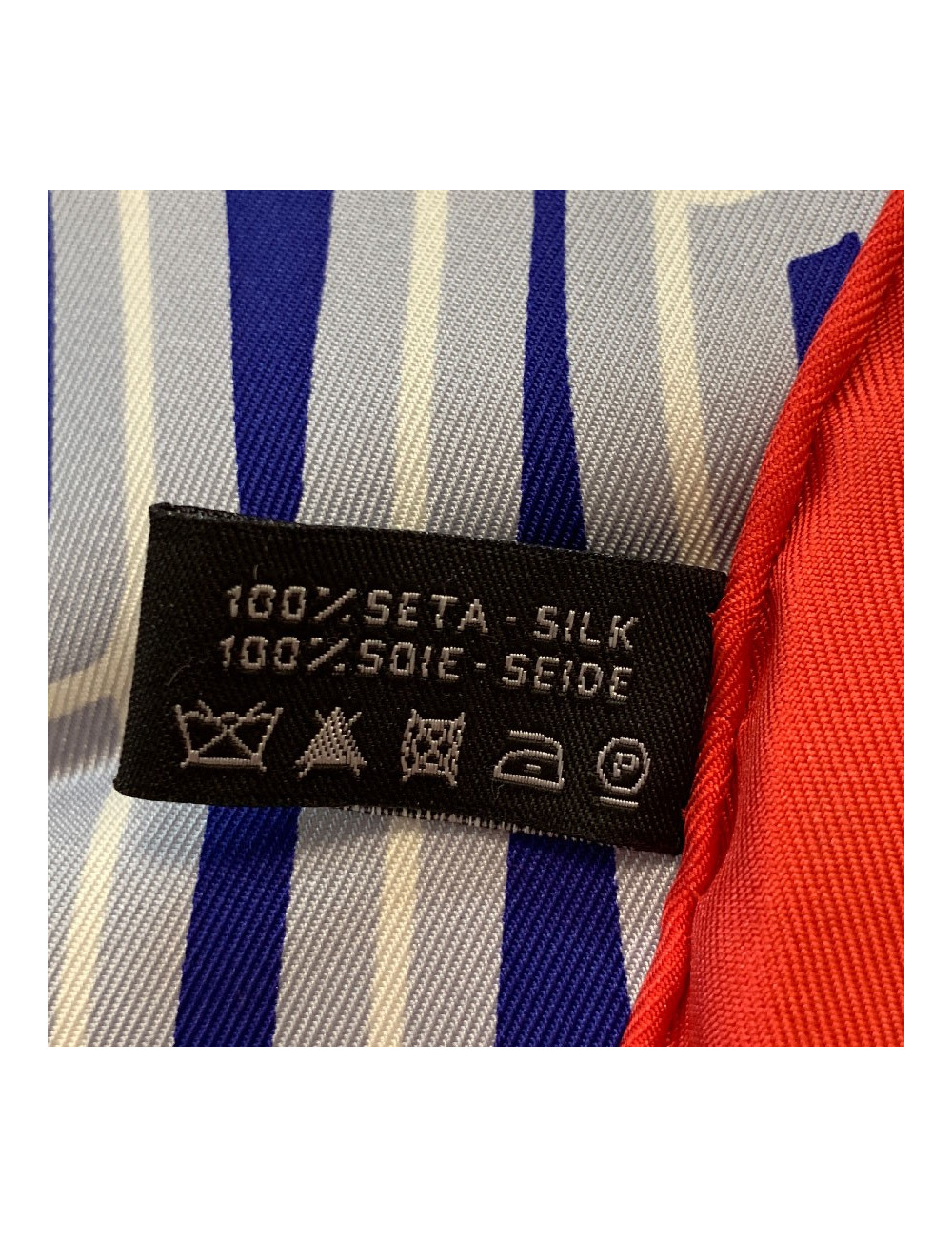 Foulard CHANEL tête de lion