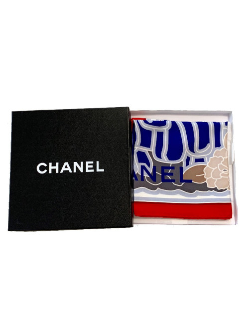 Foulard CHANEL tête de lion