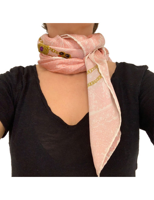Foulard soie rose CHANEL