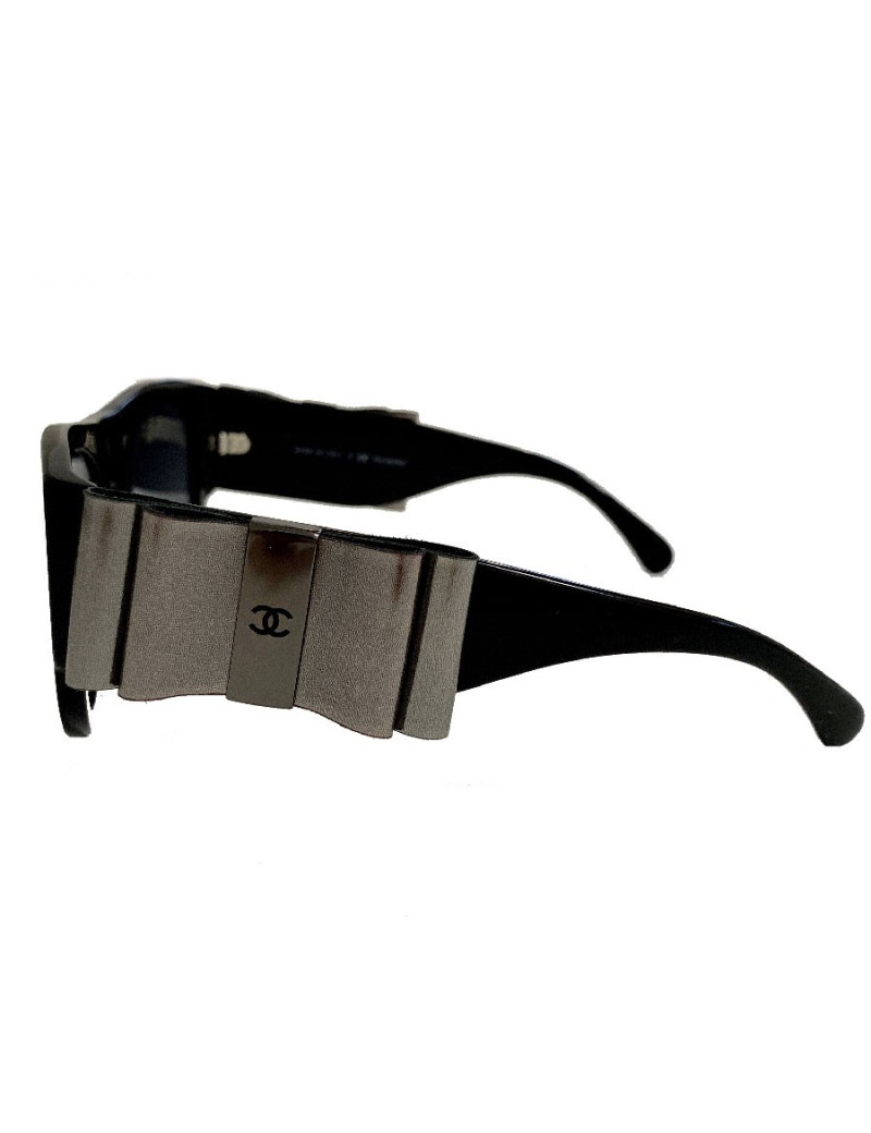 Lunettes de soleil CHANEL