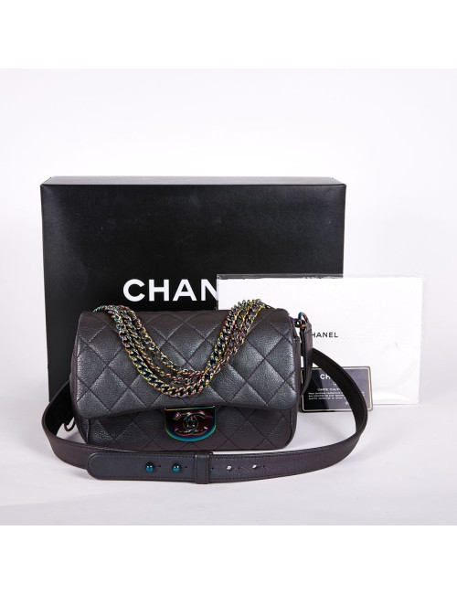 Sac CHANEL cuir de veau matelassé irisé mauve