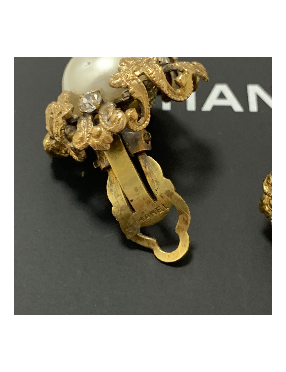 Boucles d'oreille CHANEL couture  1968