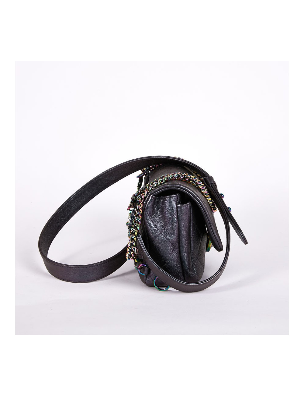 Sac CHANEL cuir de veau matelassé irisé mauve