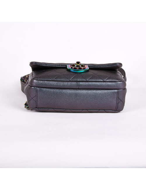 Sac CHANEL cuir de veau matelassé irisé mauve