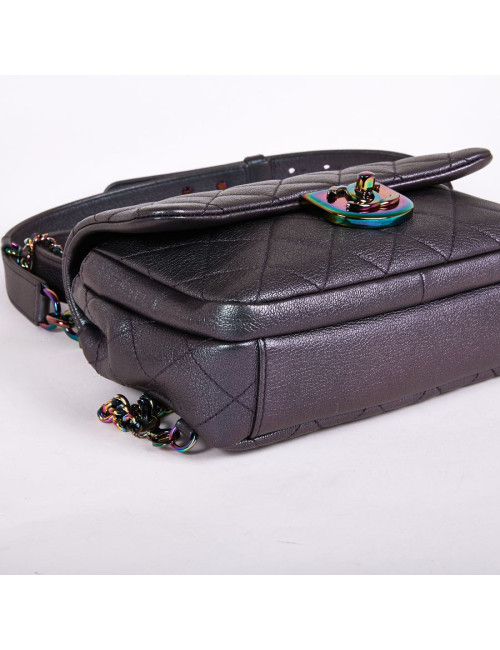 Sac CHANEL cuir de veau matelassé irisé mauve